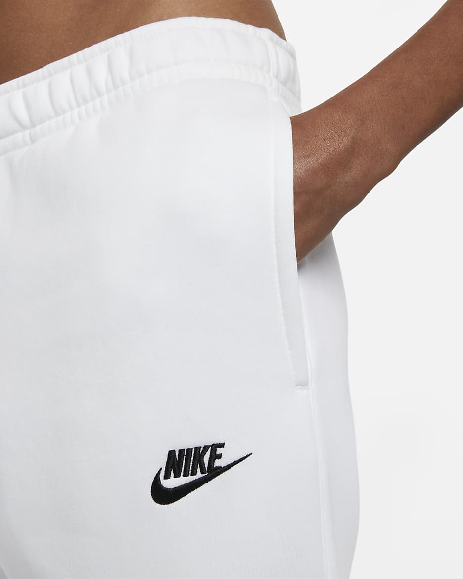 Nike club joggers white sale